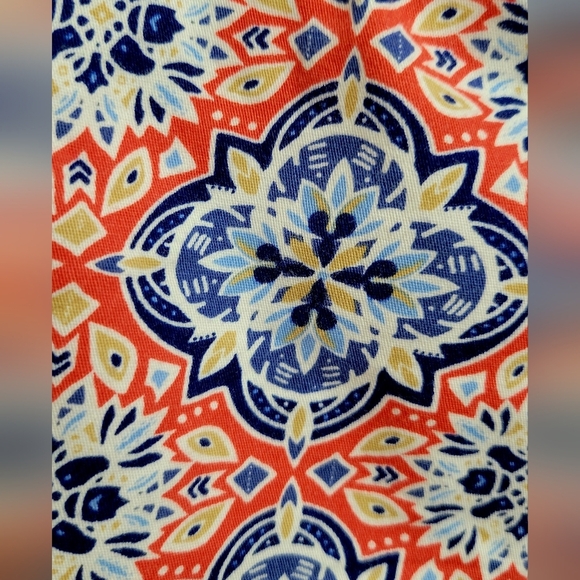 Lee Mid-rise Patterned Blue and Orange Women's Shorts | Size 8 - Picture 3 of 6